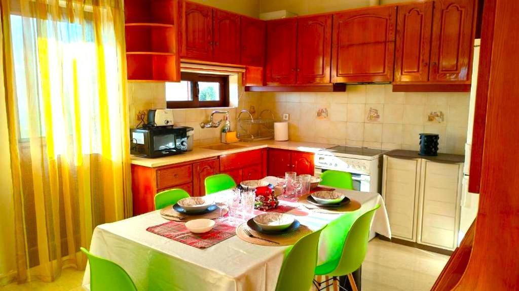 Spata Sunrise House ภายนอก รูปภาพ